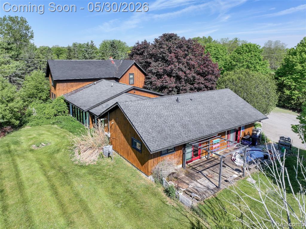 2730 North Hickory Ridge Road Highland, MI 48357 - Photo 3 of 13