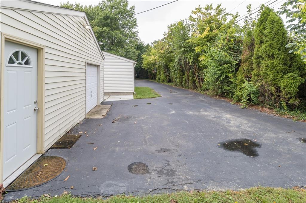 7133 Griffith Road Indianapolis, IN 46227 - Photo 32 of 55 Gallery Image 32