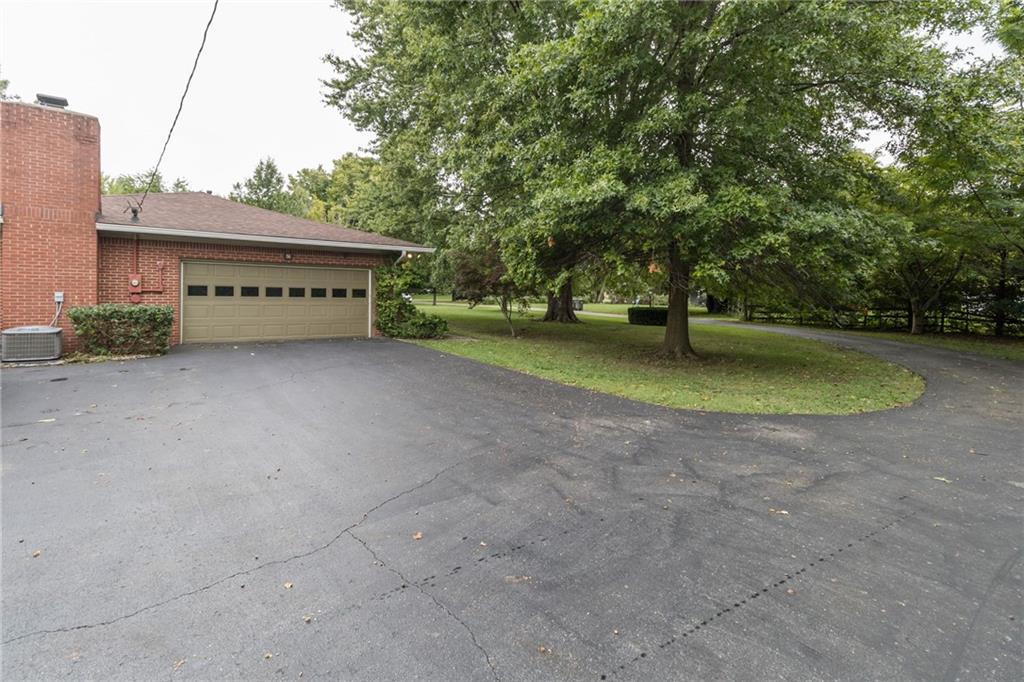 7133 Griffith Road Indianapolis, IN 46227 - Photo 33 of 55 Gallery Image 33