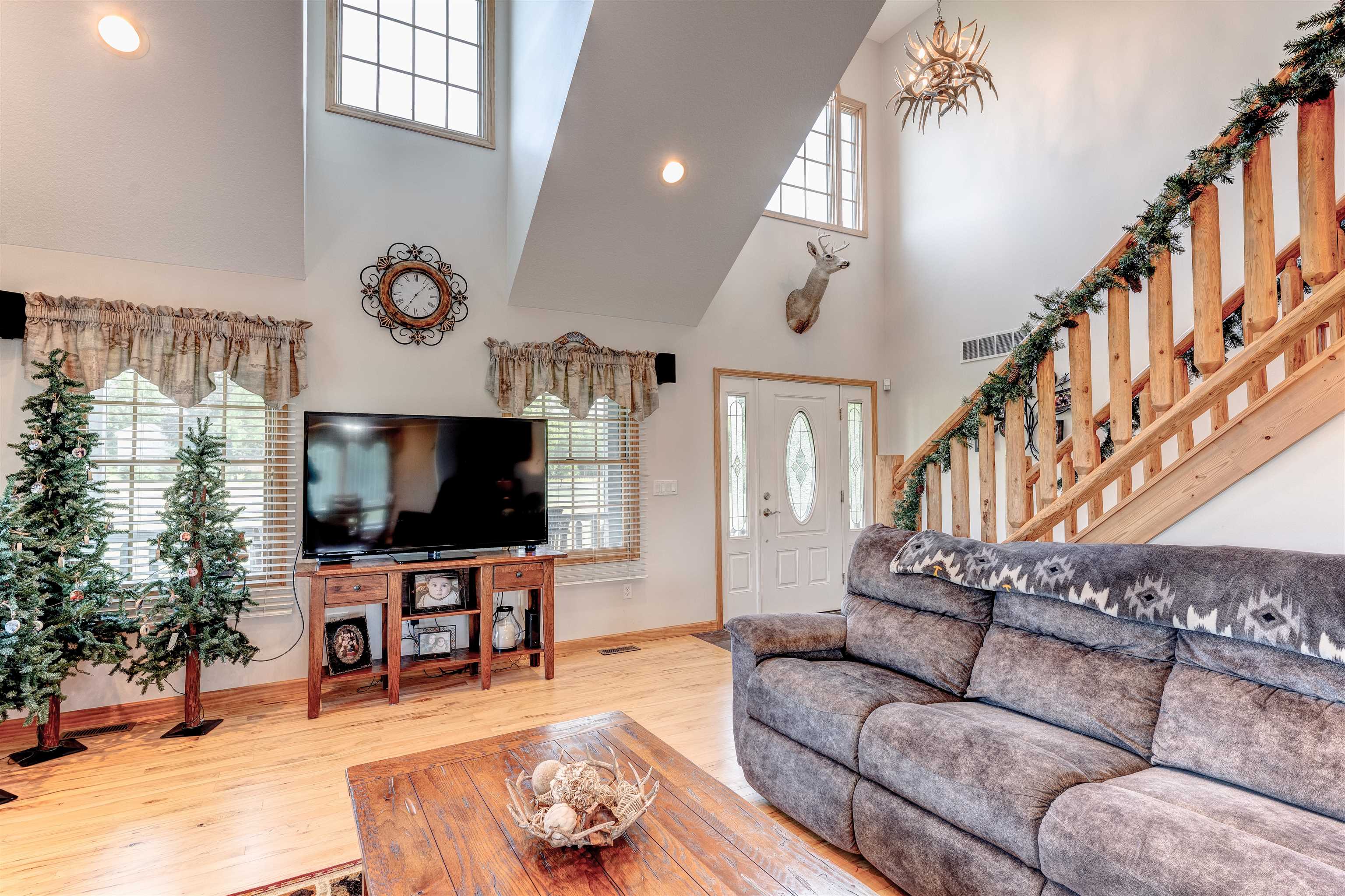 6360 West Ray Road Swartz Creek, MI 48473 - Photo 8 of 58 50178618-00e21676-511d-421d-8e59-97c7657e3217.JPG