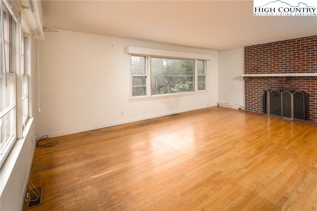 121 Eastview Drive Boone, NC 28607 - Photo 11 of 45 Gallery Image 11