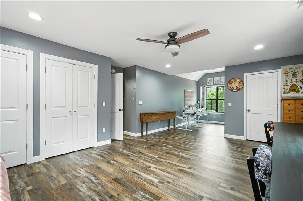 749 Old Federal Road South Chatsworth, GA 30705 - Photo 26 of 45 a view of a livingroom with furniture and wooden floor