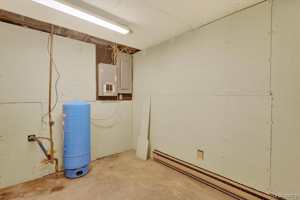 992 West Bennington Road Owosso, MI 48867 - Photo 37 of 61