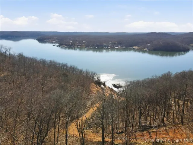 $249,000 | 31501 Broken Circle Road, Stover, MO 65078