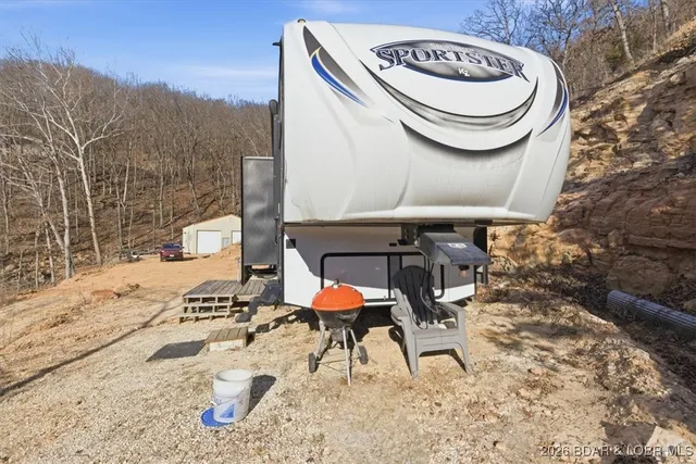 $249,000 | 31501 Broken Circle Road, Stover, MO 65078