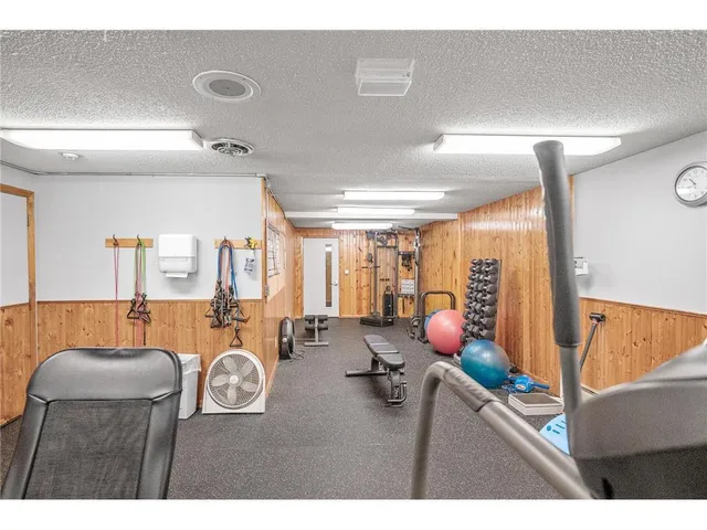 $119,000 | 1601 North Innsbruck Drive, Unit 373NE, Fridley, MN 55432