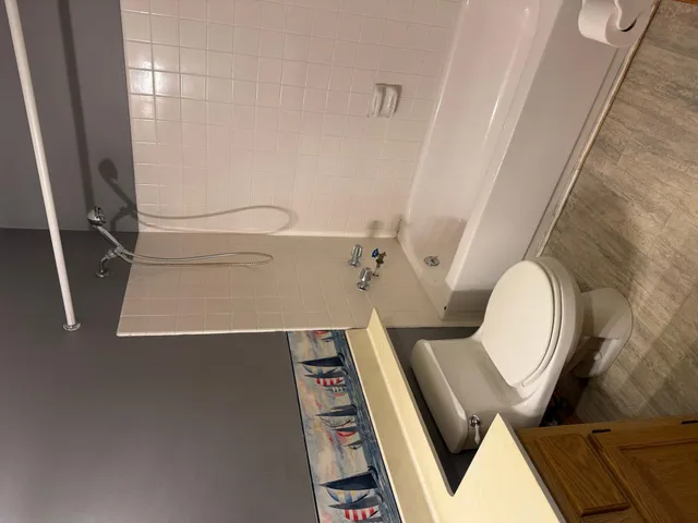 $119,000 | 1601 North Innsbruck Drive, Unit 373NE, Fridley, MN 55432