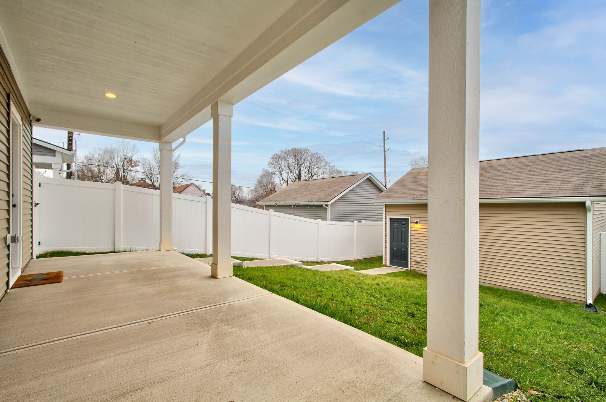 365 Steeples Boulevard Indianapolis, IN 46222 - Photo 31 of 34