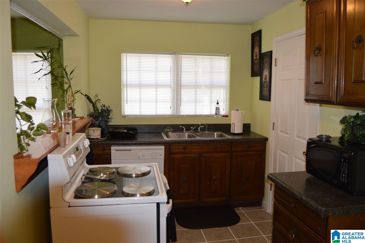 45 Helen Street Warrior, AL 35180 - Photo 7 of 14