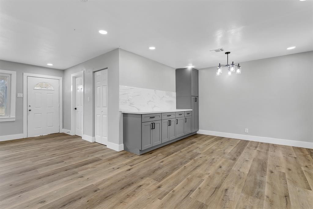 7609 St Lo Road Houston, TX 77033 - Photo 9 of 14
