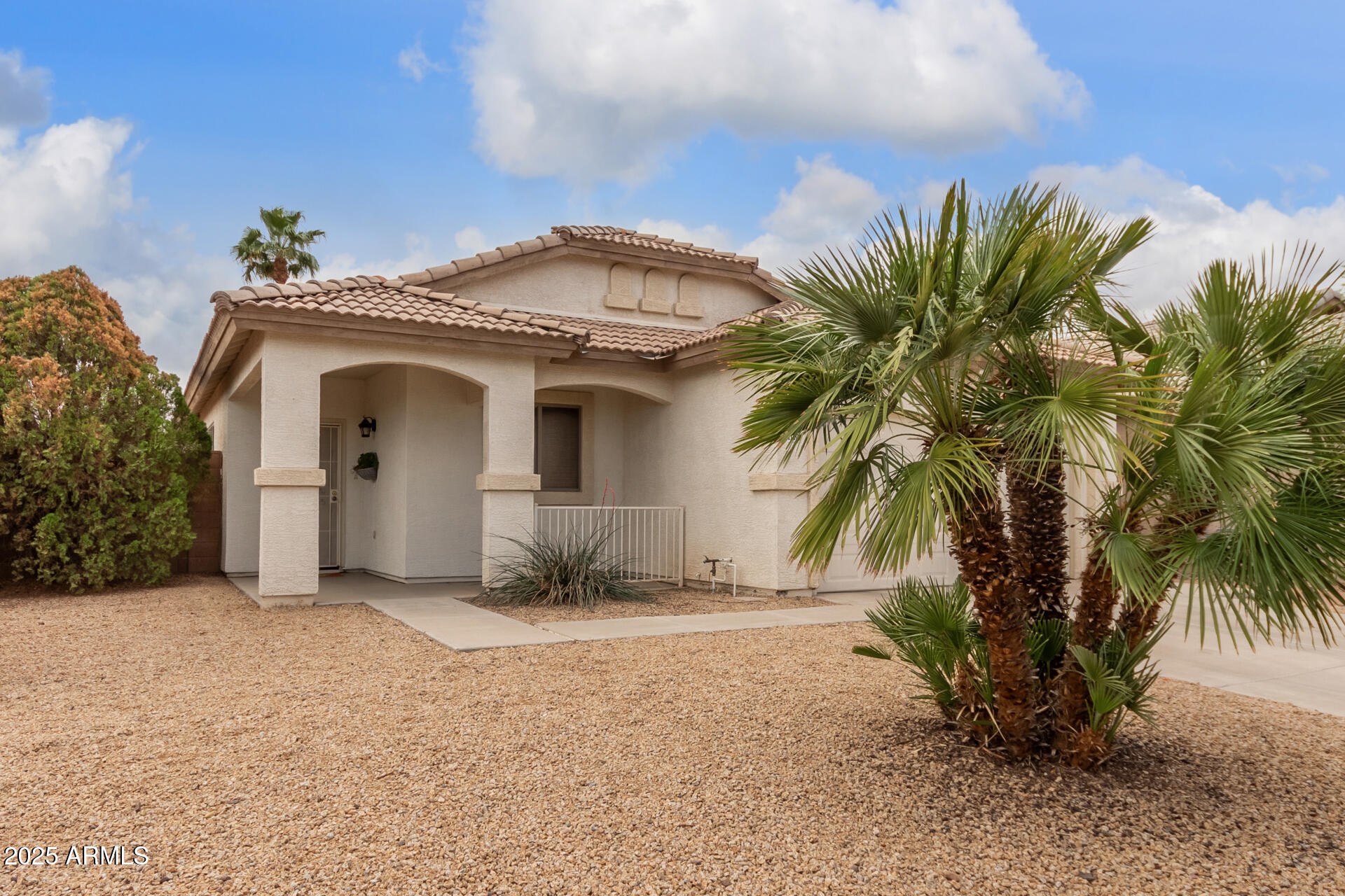 11201 West Berkeley Road Avondale, AZ 85392 - Photo 4 of 40 04 Berkeley