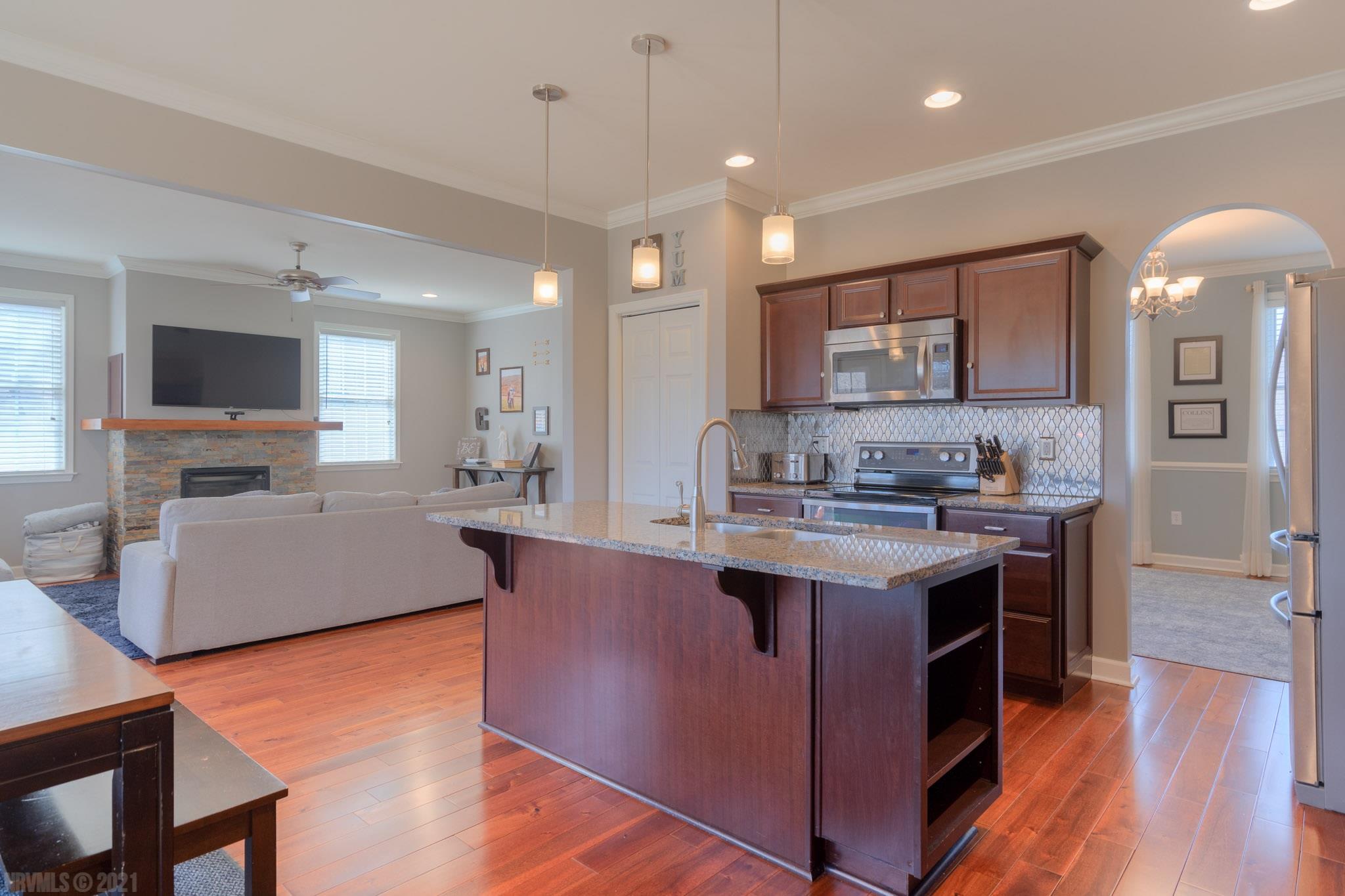1050 Green Ridge Road Christiansburg, VA 24073 - Photo 20 of 42 Gallery Image 20