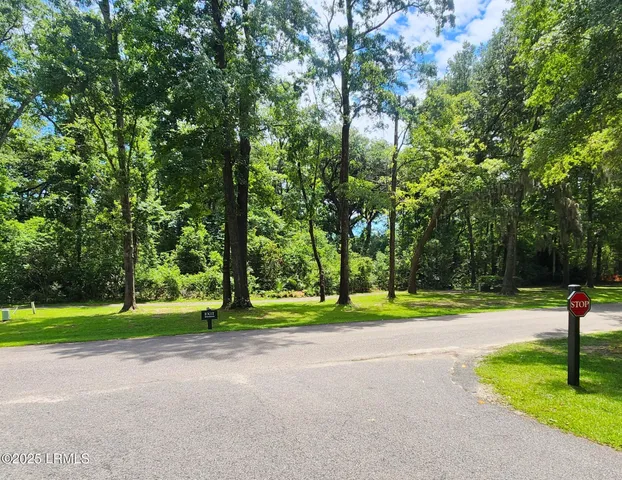 $250,000 | 133 Bull Point Drive, Seabrook, SC 29940