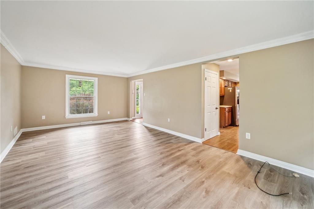 344 Hays Road Pittsburgh, PA 15241 - Photo 12 of 39 Gallery Image 12