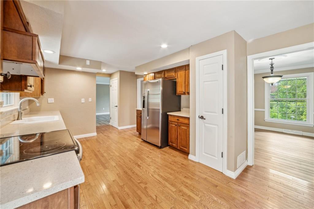 344 Hays Road Pittsburgh, PA 15241 - Photo 16 of 39 Gallery Image 16