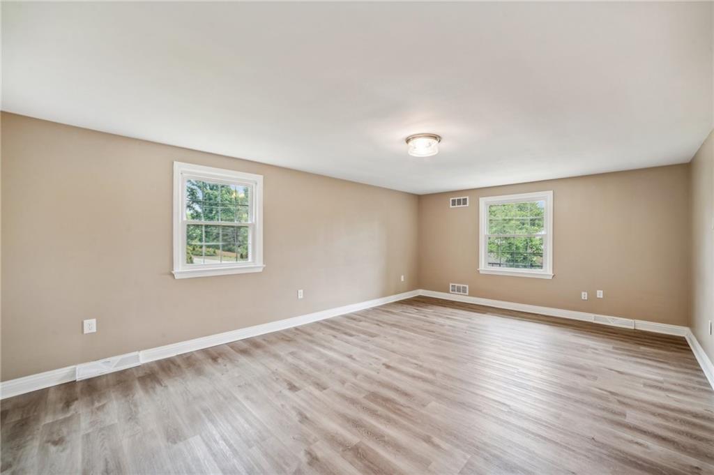 344 Hays Road Pittsburgh, PA 15241 - Photo 24 of 39 Gallery Image 24