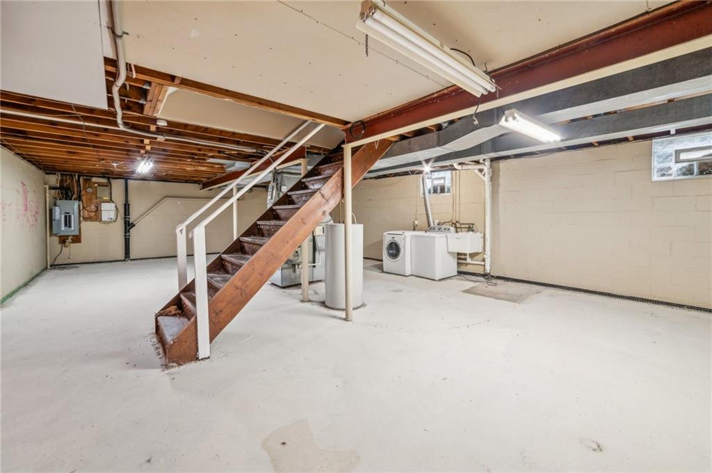 344 Hays Road Pittsburgh, PA 15241 - Photo 34 of 39 Gallery Image 34