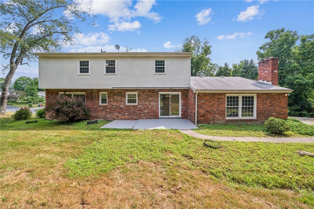 344 Hays Road Pittsburgh, PA 15241 - Photo 7 of 39 Gallery Image 7