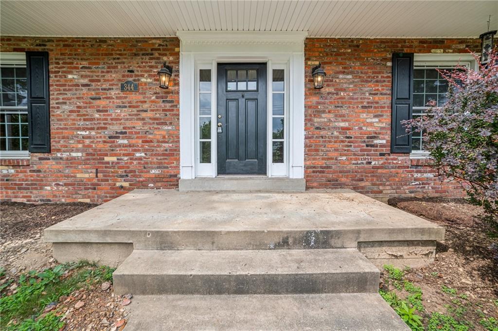 344 Hays Road Pittsburgh, PA 15241 - Photo 8 of 39 Gallery Image 8