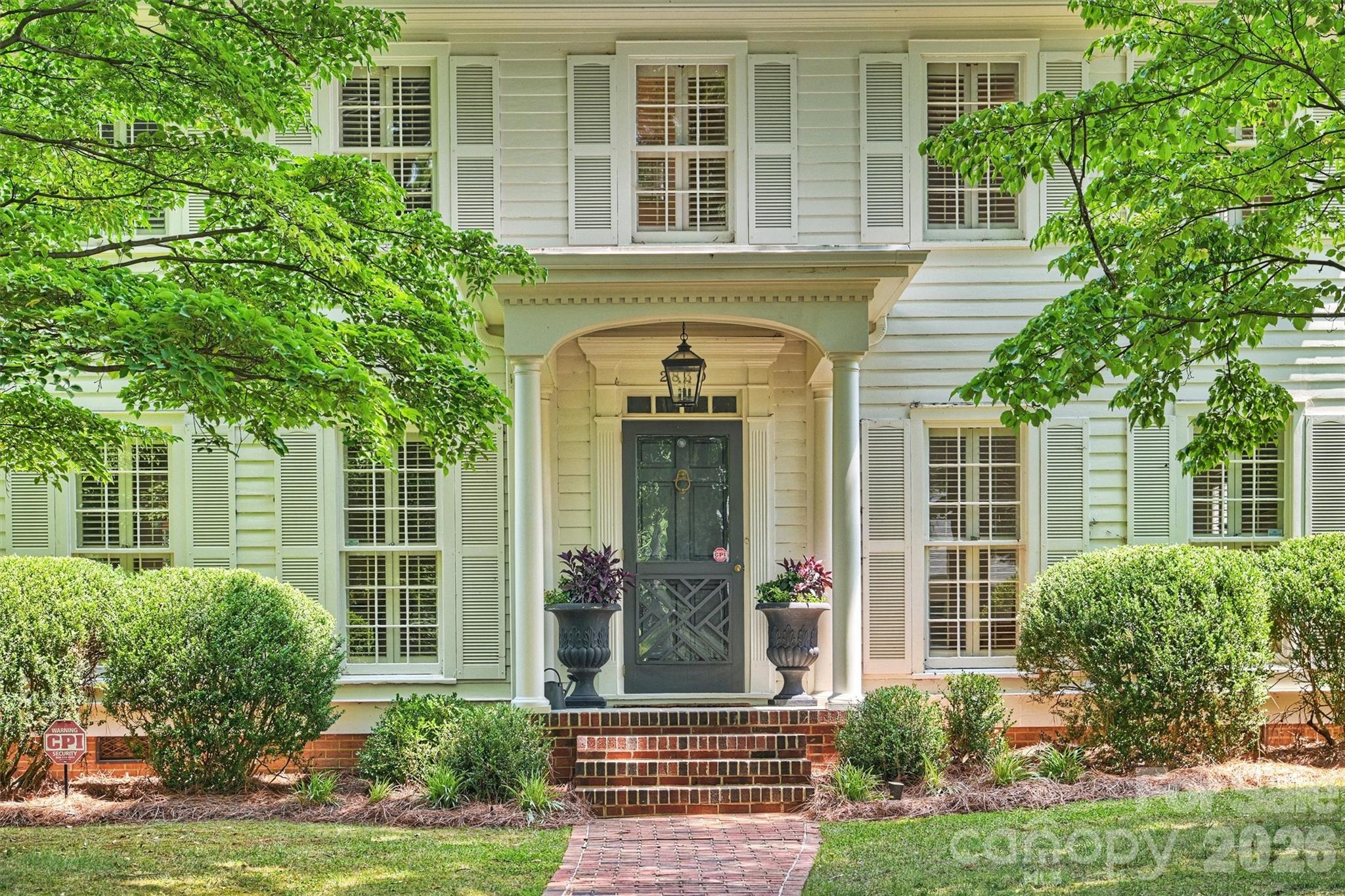 2830 Wickersham Road Charlotte, NC 28211 - Photo 3 of 48 Gallery Image 3