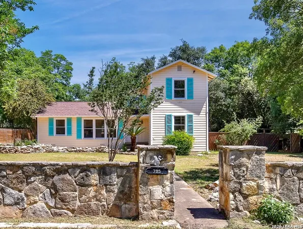 $2,950 | 785 Burr Road, Terrell Hills, TX 78209