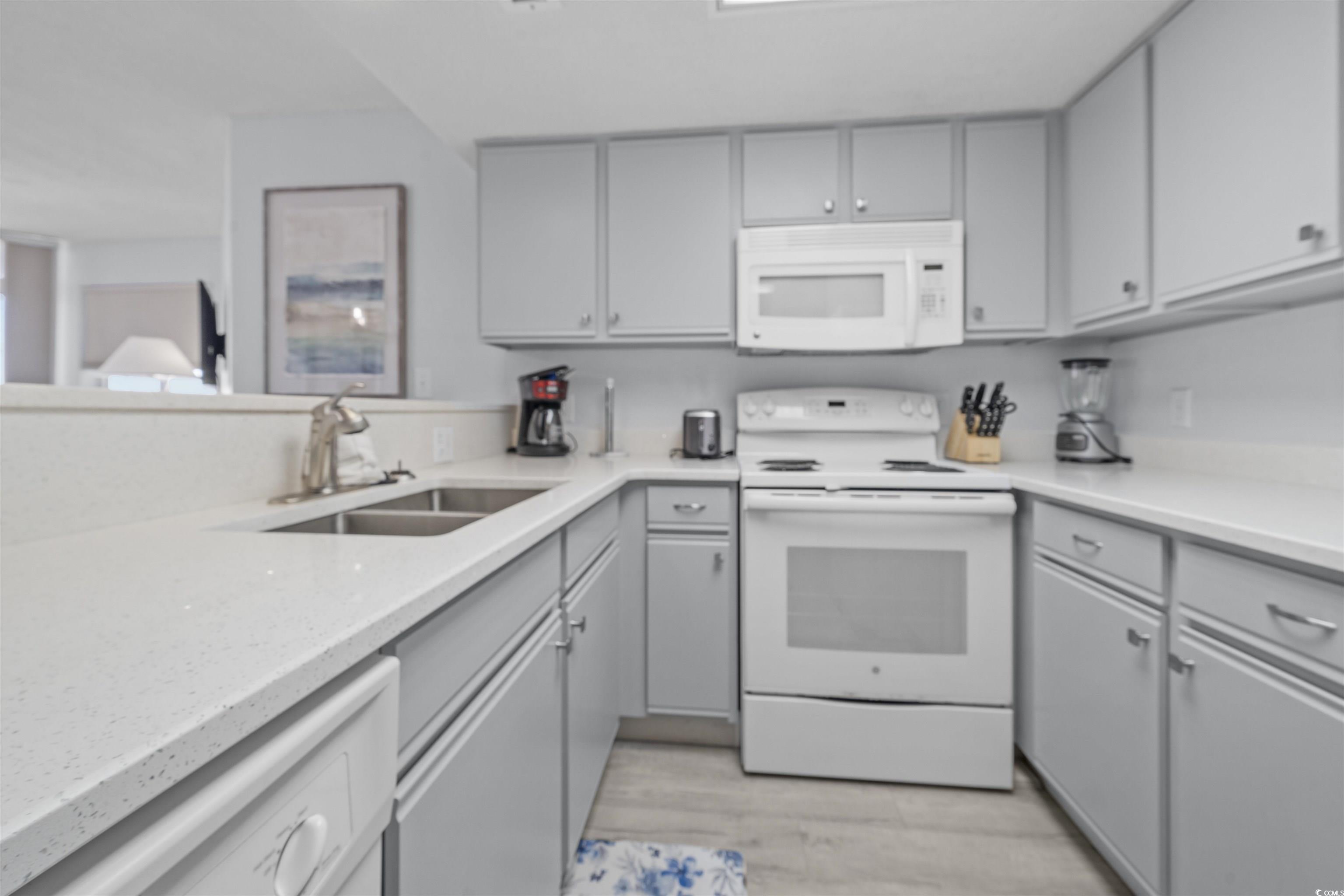 161 Seawatch Drive, Unit 616 Myrtle Beach, SC 29572 - Photo 6 of 40