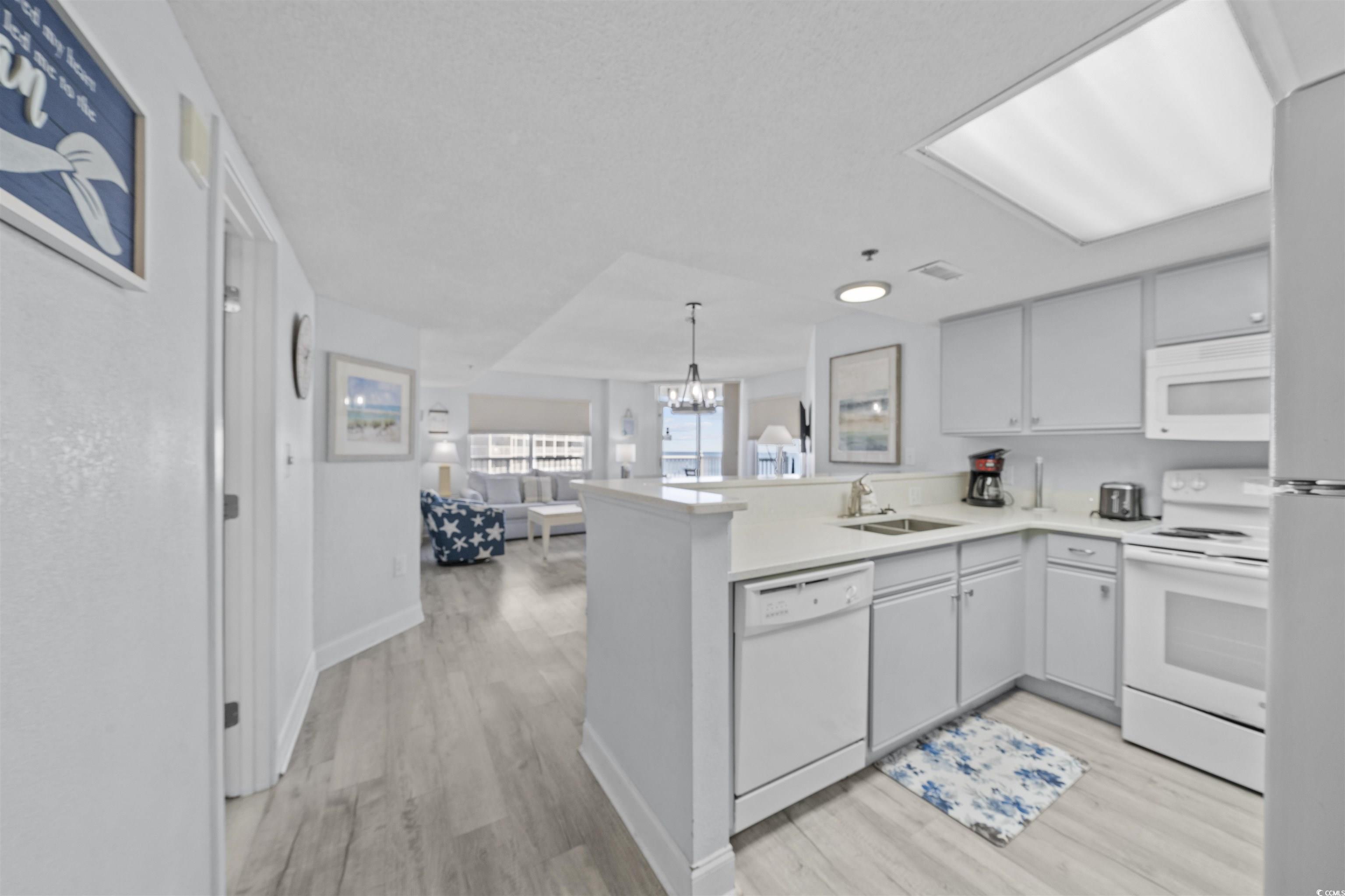 161 Seawatch Drive, Unit 616 Myrtle Beach, SC 29572 - Photo 8 of 40