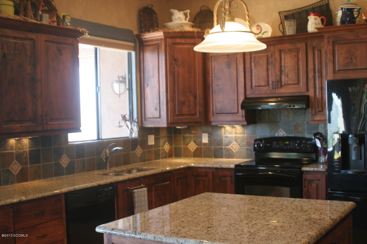 1483 Gale Lane Rio Rico, AZ 85648 - Photo 13 of 47