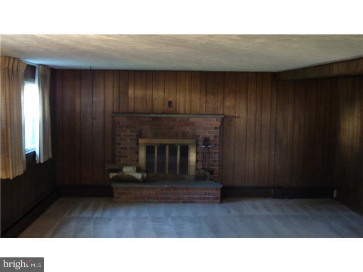 308 Walker Road Ambler, PA 19002 - Photo 5 of 13 Gallery Image 5