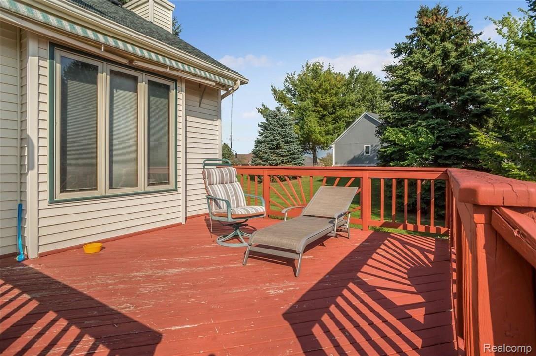 1692 Clover Ridge Drive Howell, MI 48843 - Photo 25 of 29 26.jpg