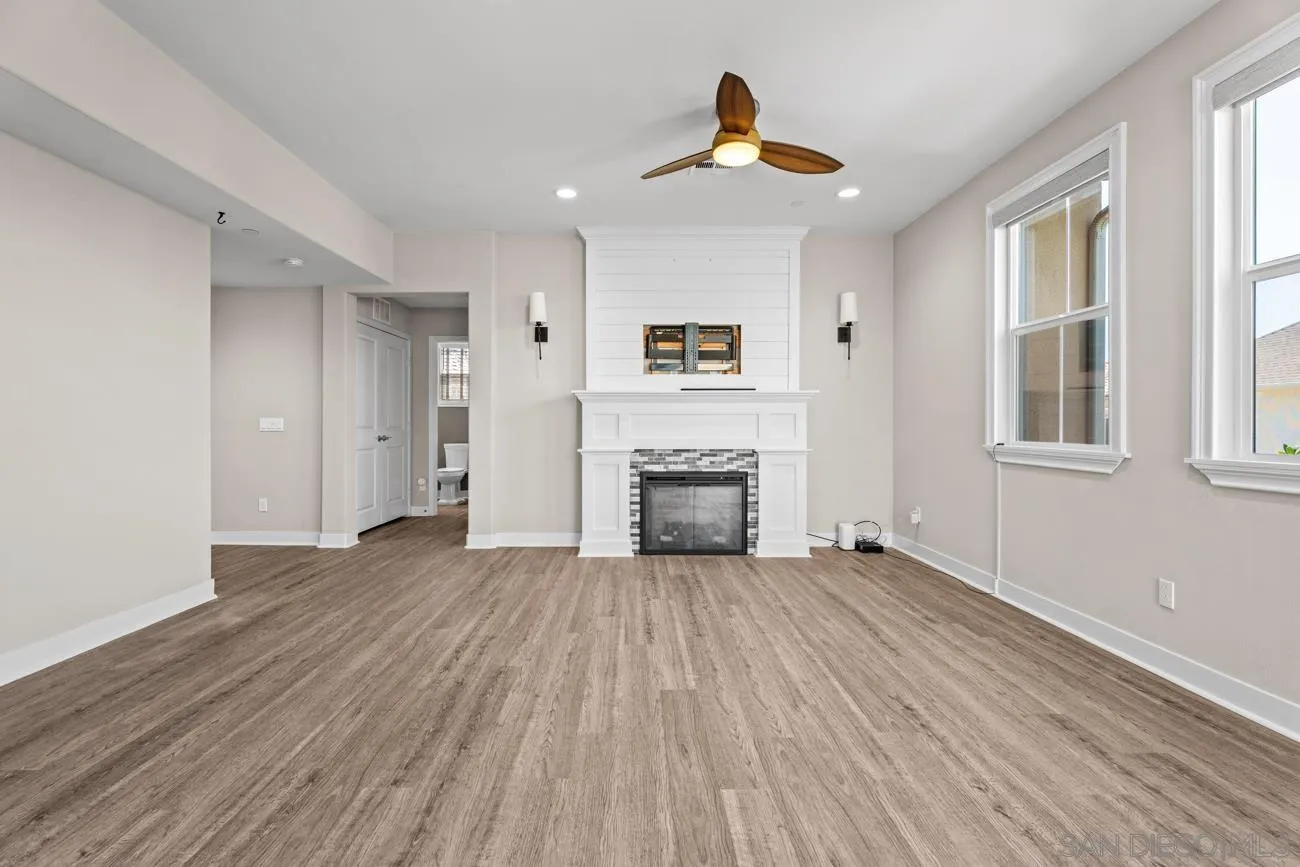 4326 Star Path Way, Unit 1 Oceanside, CA 92056 - Photo 15 of 46 Gallery Image 15