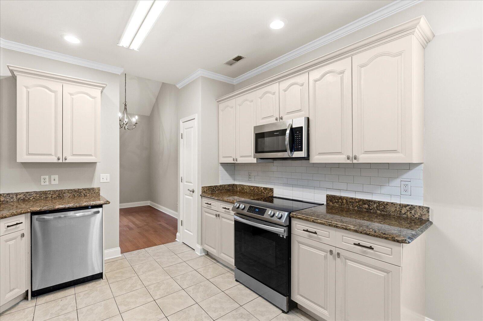 8500 Standifer Gap Road Chattanooga, TN 37421 - Photo 10 of 35 14-8500 Standifer Gap-14