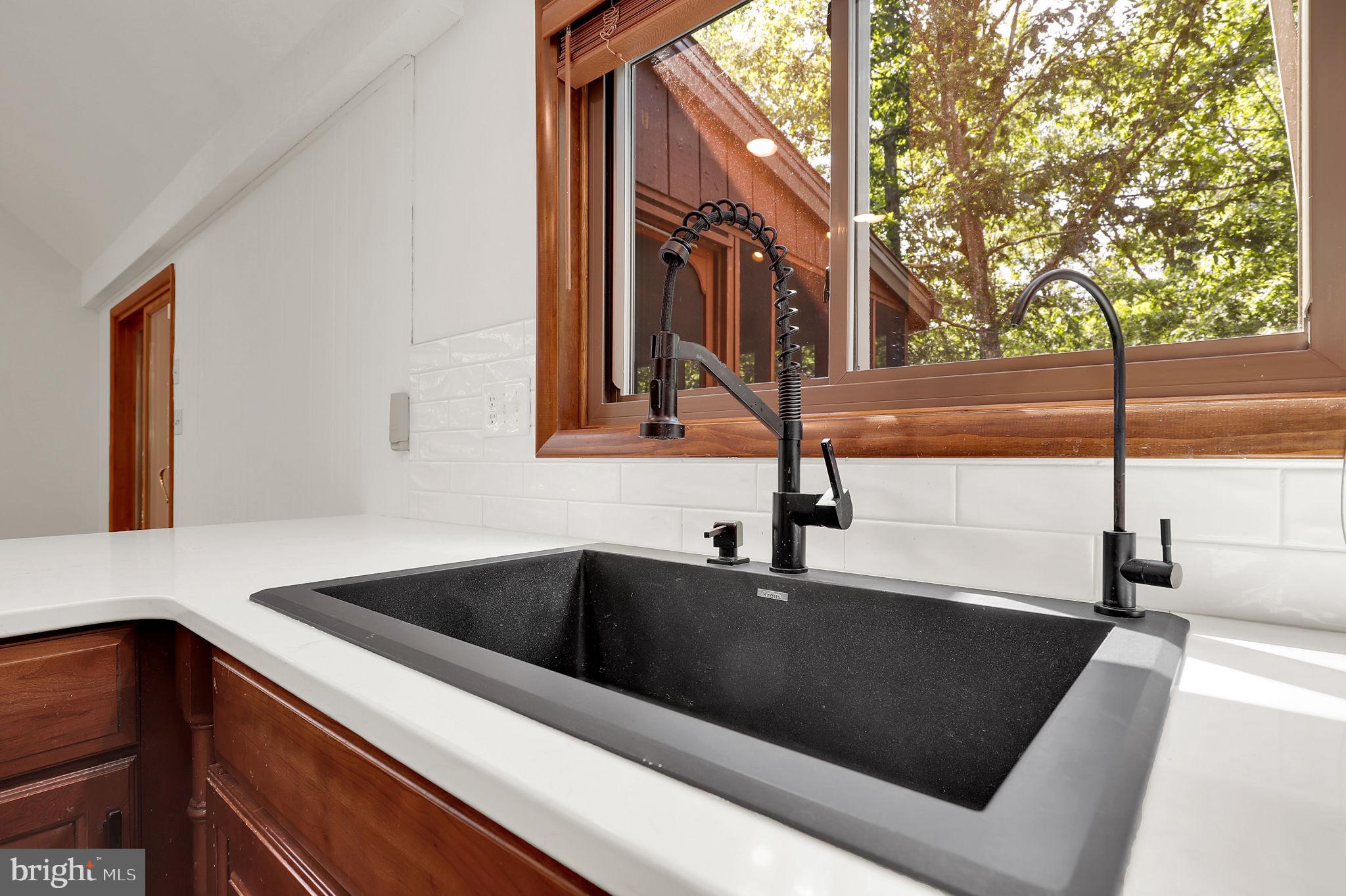 986 Walden Road Hedgesville, WV 25427 - Photo 22 of 64