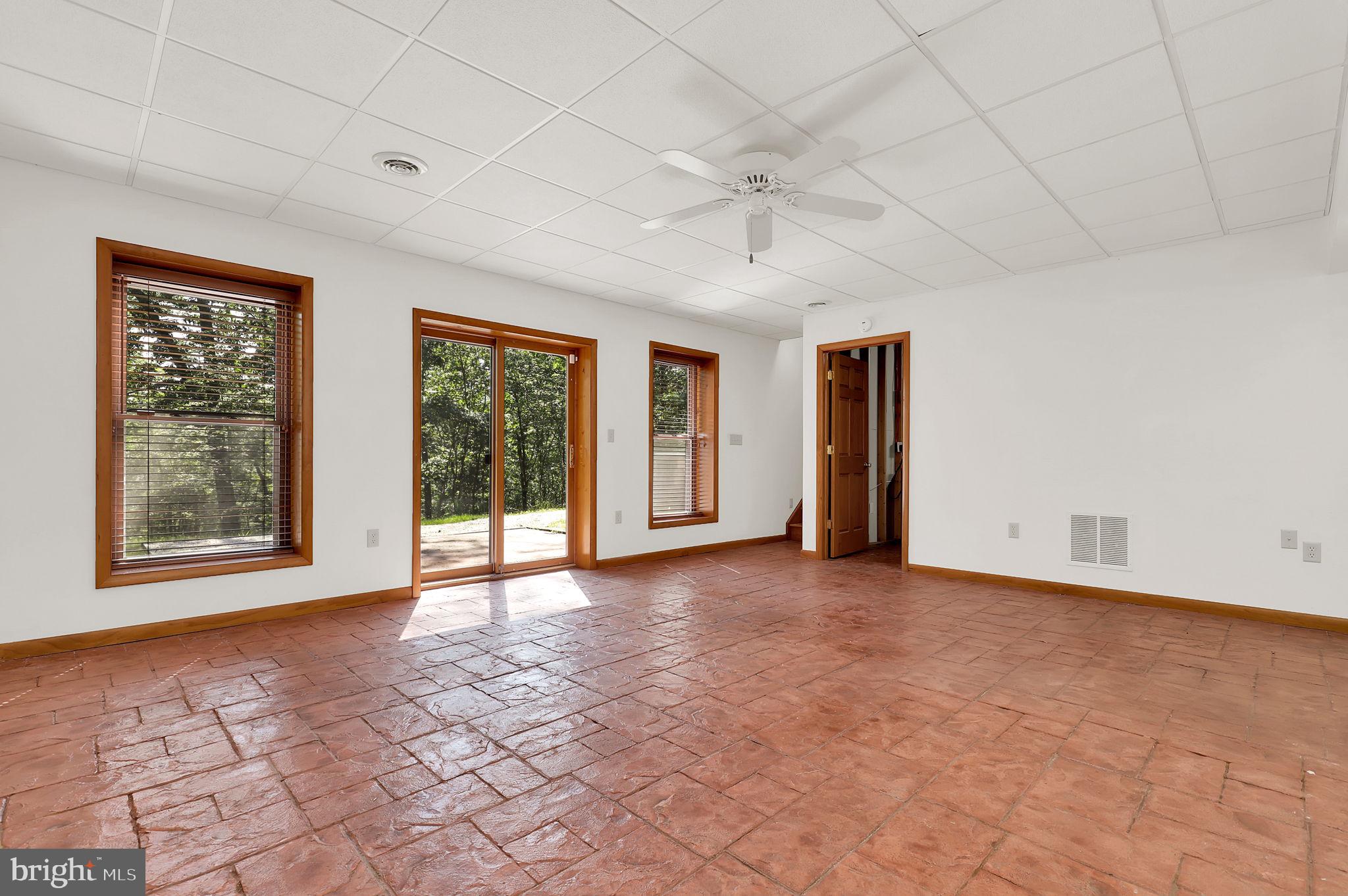 986 Walden Road Hedgesville, WV 25427 - Photo 32 of 64