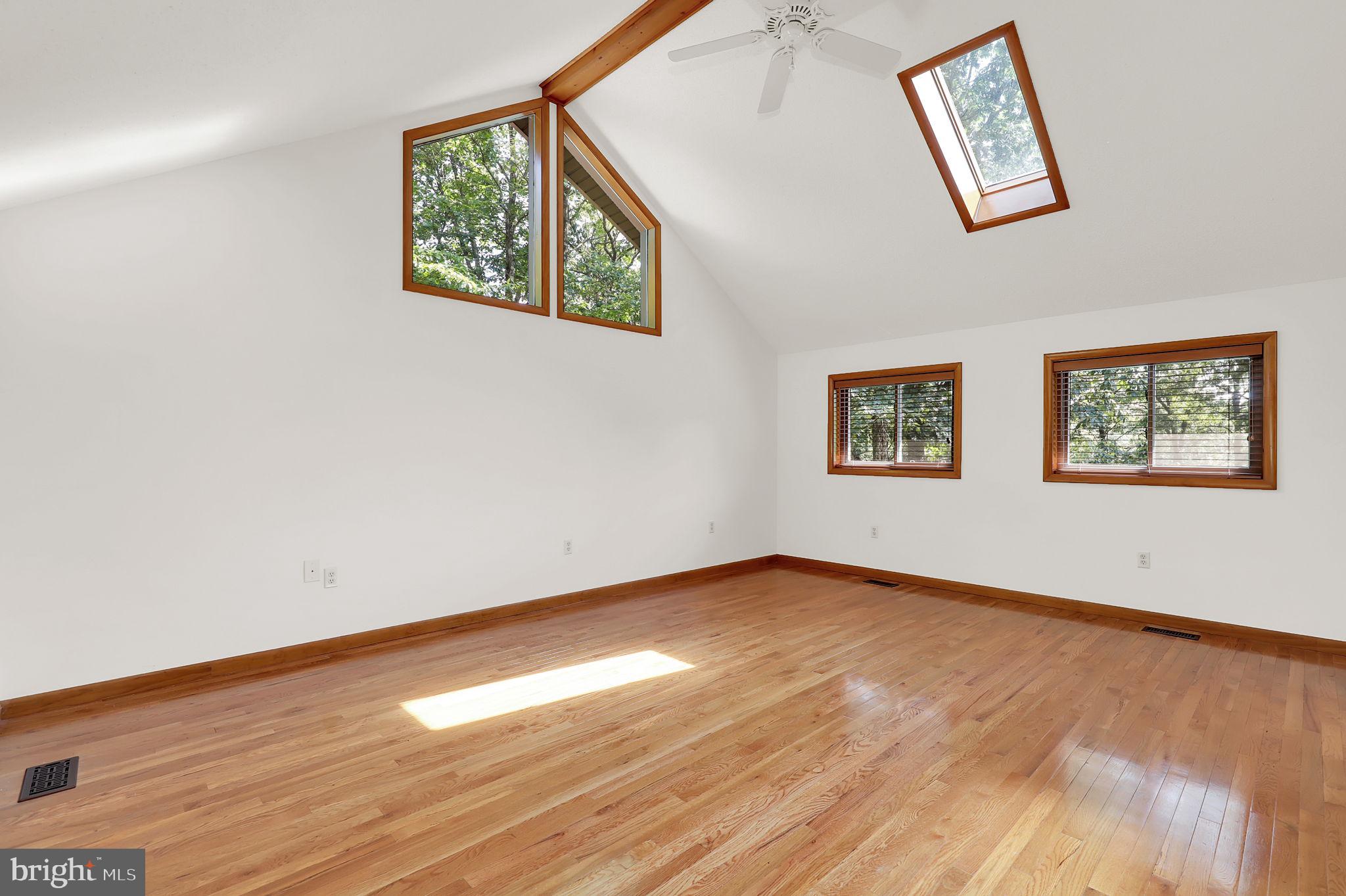 986 Walden Road Hedgesville, WV 25427 - Photo 8 of 64