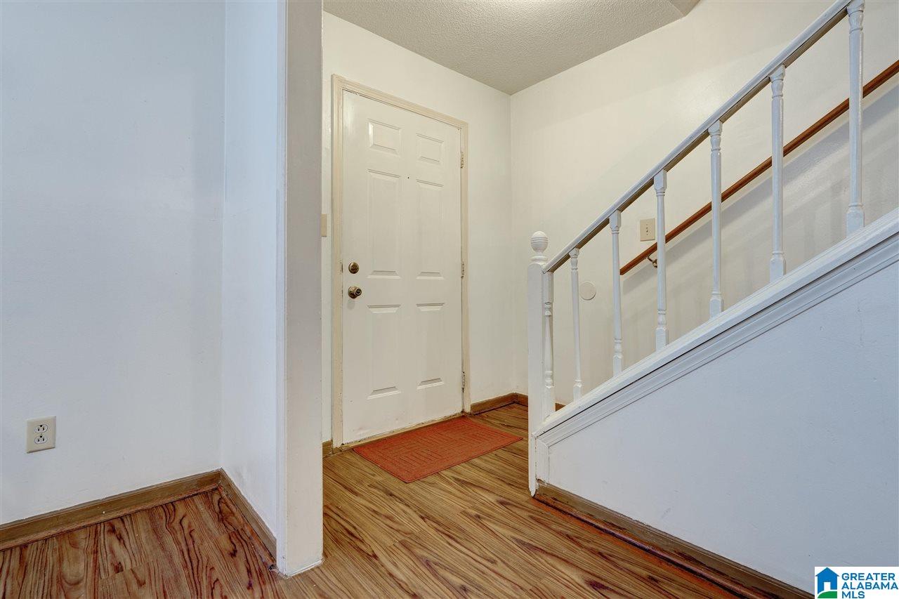 6241 Crest Green Road, Unit 1 Birmingham, AL 35212 - Photo 3 of 28