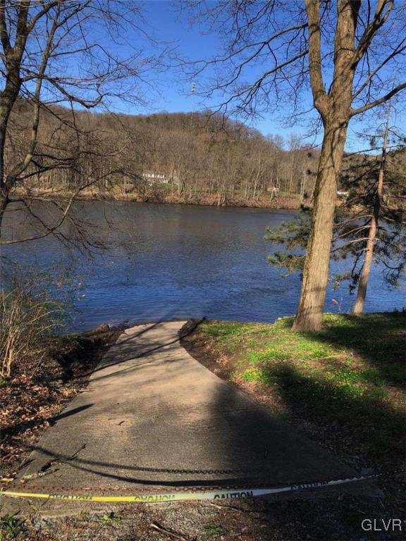 2936 River Road Mount Bethel, PA 18343 - Photo 14 of 20 a view of a backyard of a house