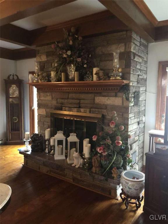 2936 River Road Mount Bethel, PA 18343 - Photo 7 of 20 a living room with a fireplace