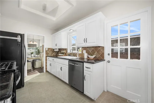 $1,149,500 | 3120 San Anseline Avenue, Long Beach, CA 90808