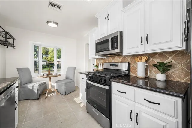 $1,149,500 | 3120 San Anseline Avenue, Long Beach, CA 90808