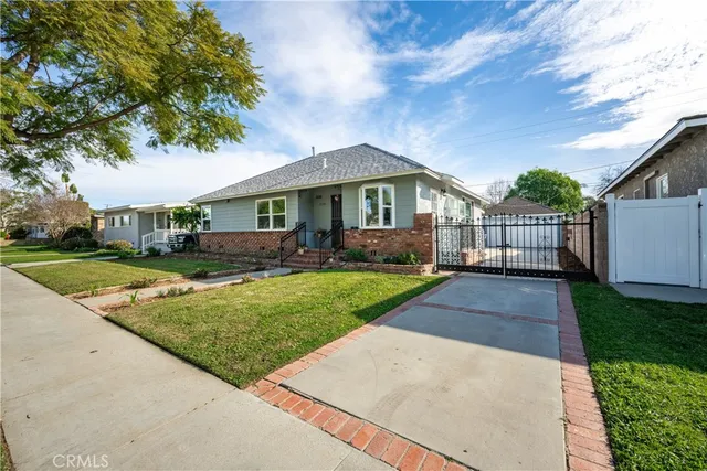 $1,149,500 | 3120 San Anseline Avenue, Long Beach, CA 90808