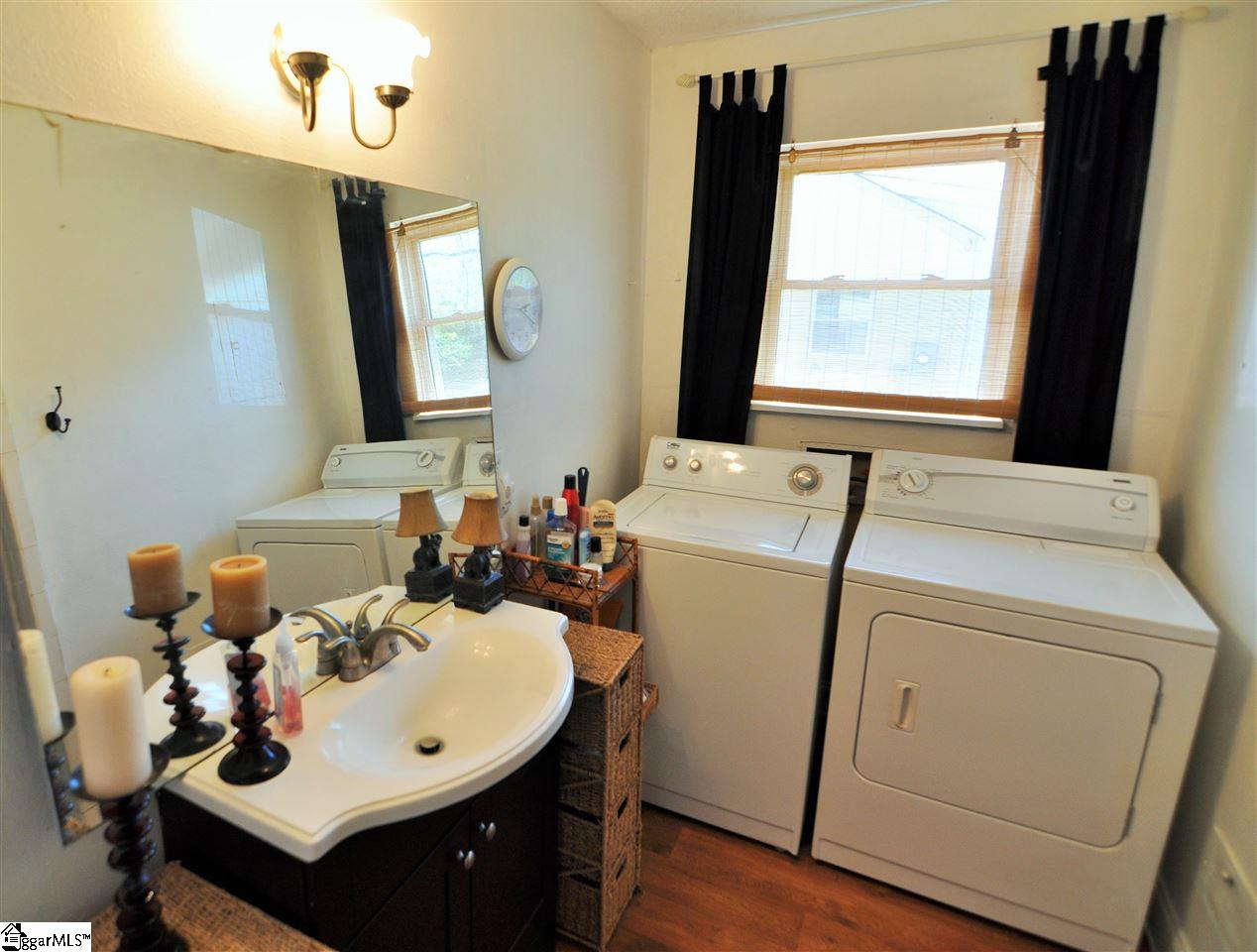 104 Parkins Mill Road Greenville, SC 29607 - Photo 13 of 17