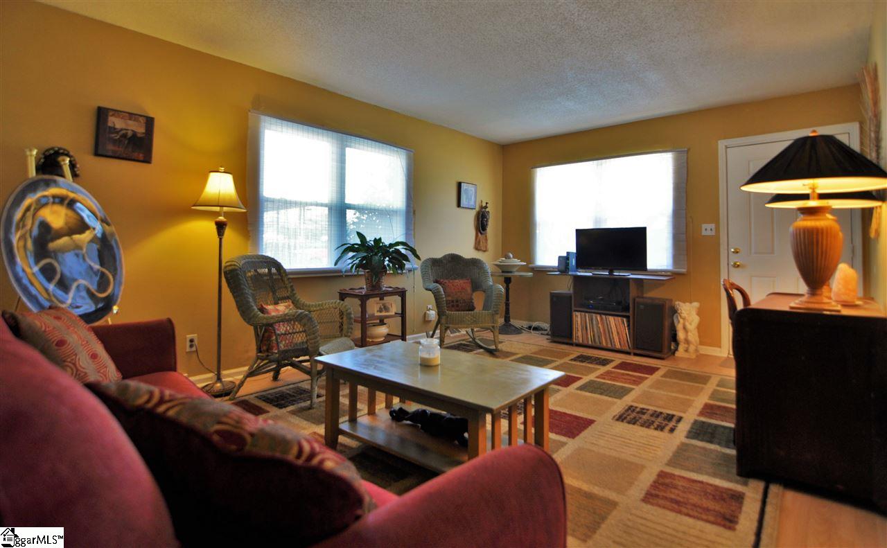 104 Parkins Mill Road Greenville, SC 29607 - Photo 4 of 17