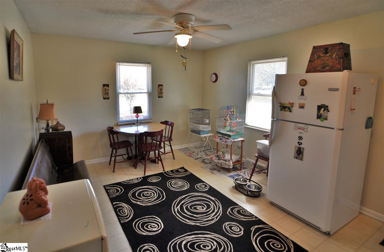 104 Parkins Mill Road Greenville, SC 29607 - Photo 7 of 17