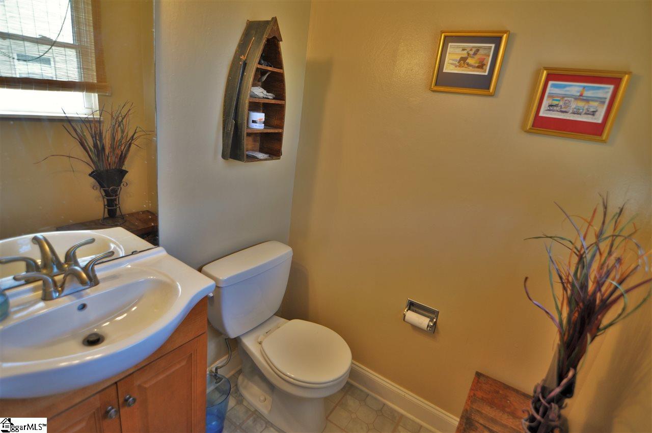 104 Parkins Mill Road Greenville, SC 29607 - Photo 10 of 17