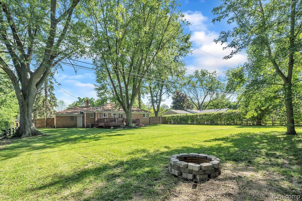 120 Windsor Road Rochester Hills, MI 48307 - Photo 35 of 37