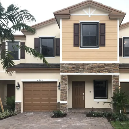 $3,400 | 4678 Santa Cruz Way, Davie, FL 33314