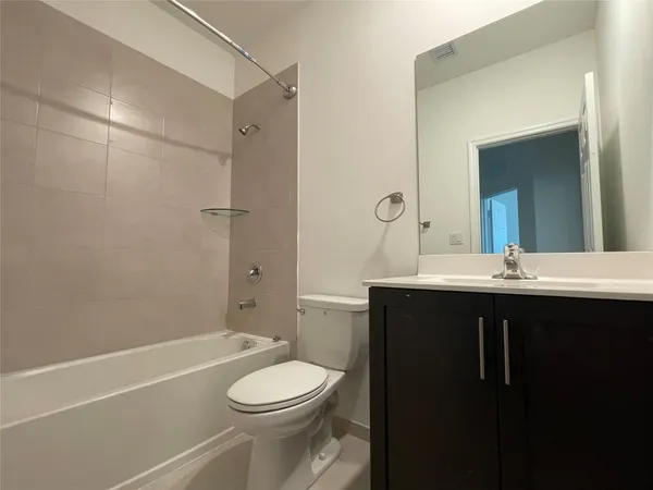 $3,400 | 4678 Santa Cruz Way, Davie, FL 33314