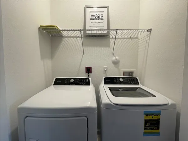 $3,400 | 4678 Santa Cruz Way, Davie, FL 33314