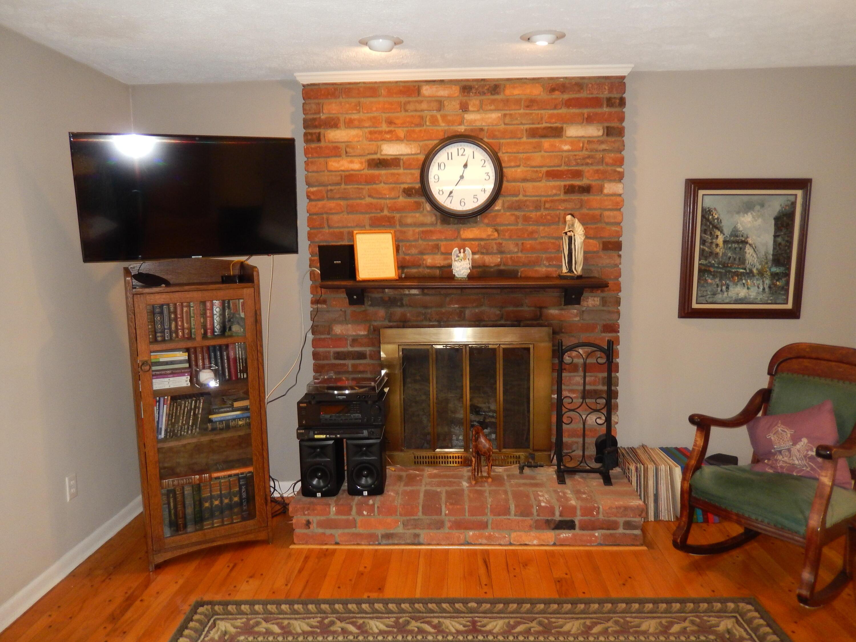 5004 Shadycrest Road Columbus, OH 43229 - Photo 19 of 47 Gallery Image 19